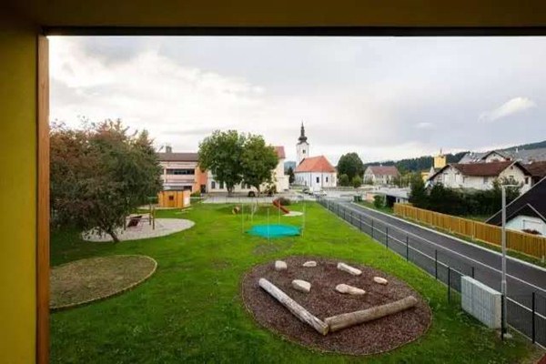 幼兒園景觀設(shè)計(jì)，核心塑造童趣性-金石裝飾幼兒園裝修設(shè)計(jì)